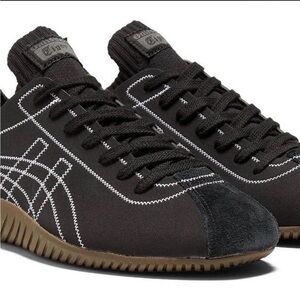 Onitsuka Tiger by Asics Black Gum Classic Lace-Up Sneakers